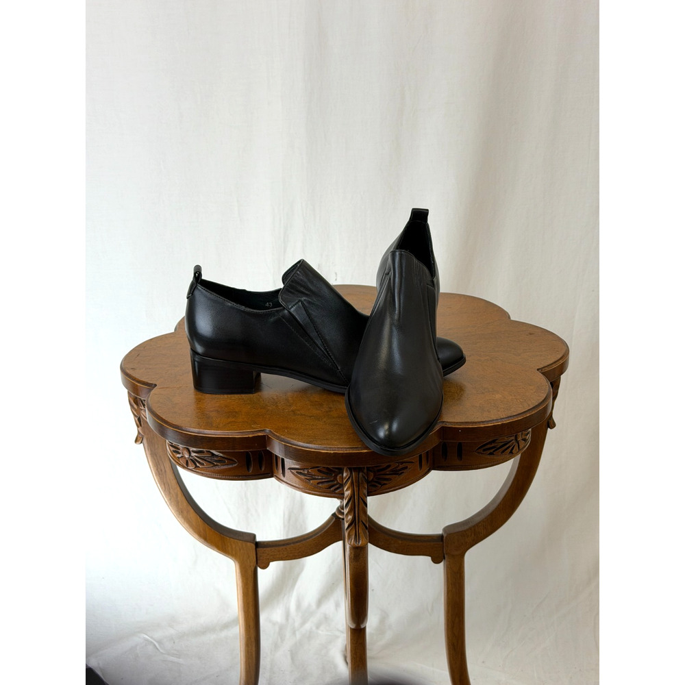 NIB Django & Juliette Black Leather Chunky Heel Loafer EU Size 43 #0371
